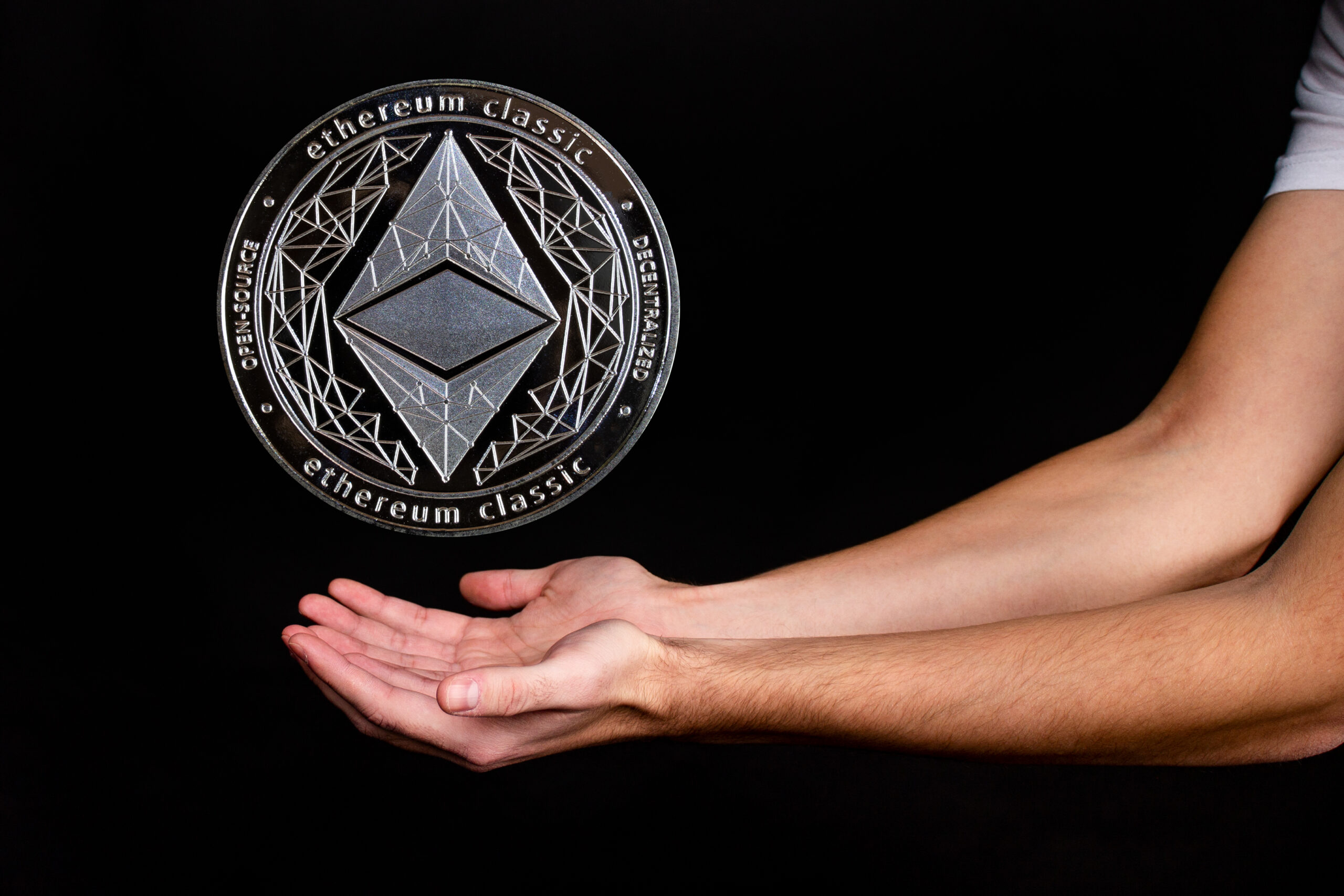 Взлеты и падения Ethereum: Влияние обвала на криптовалютный рынок