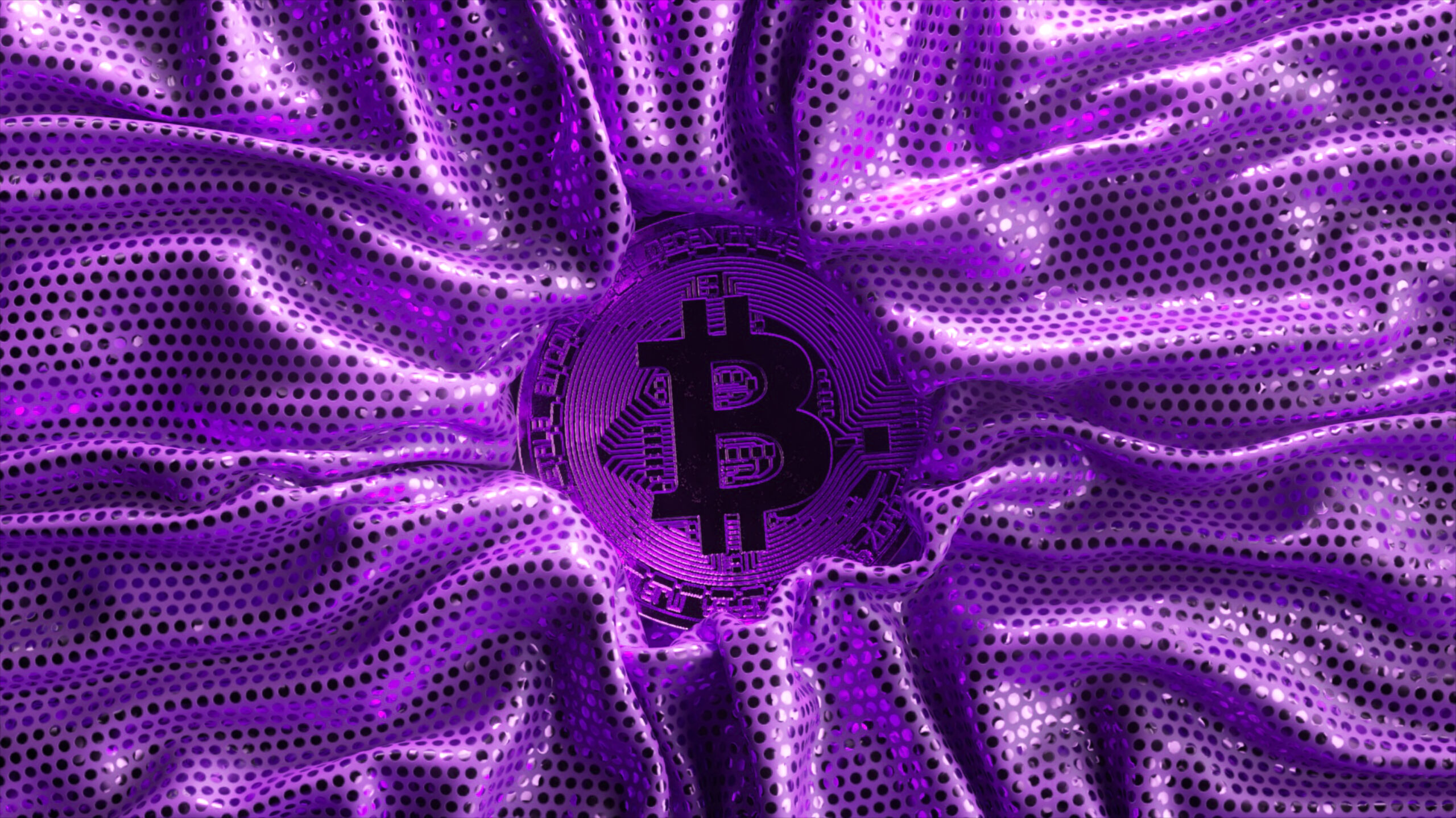 Легендарный держатель биткоина вывел $83 млн: активность с 2013 года