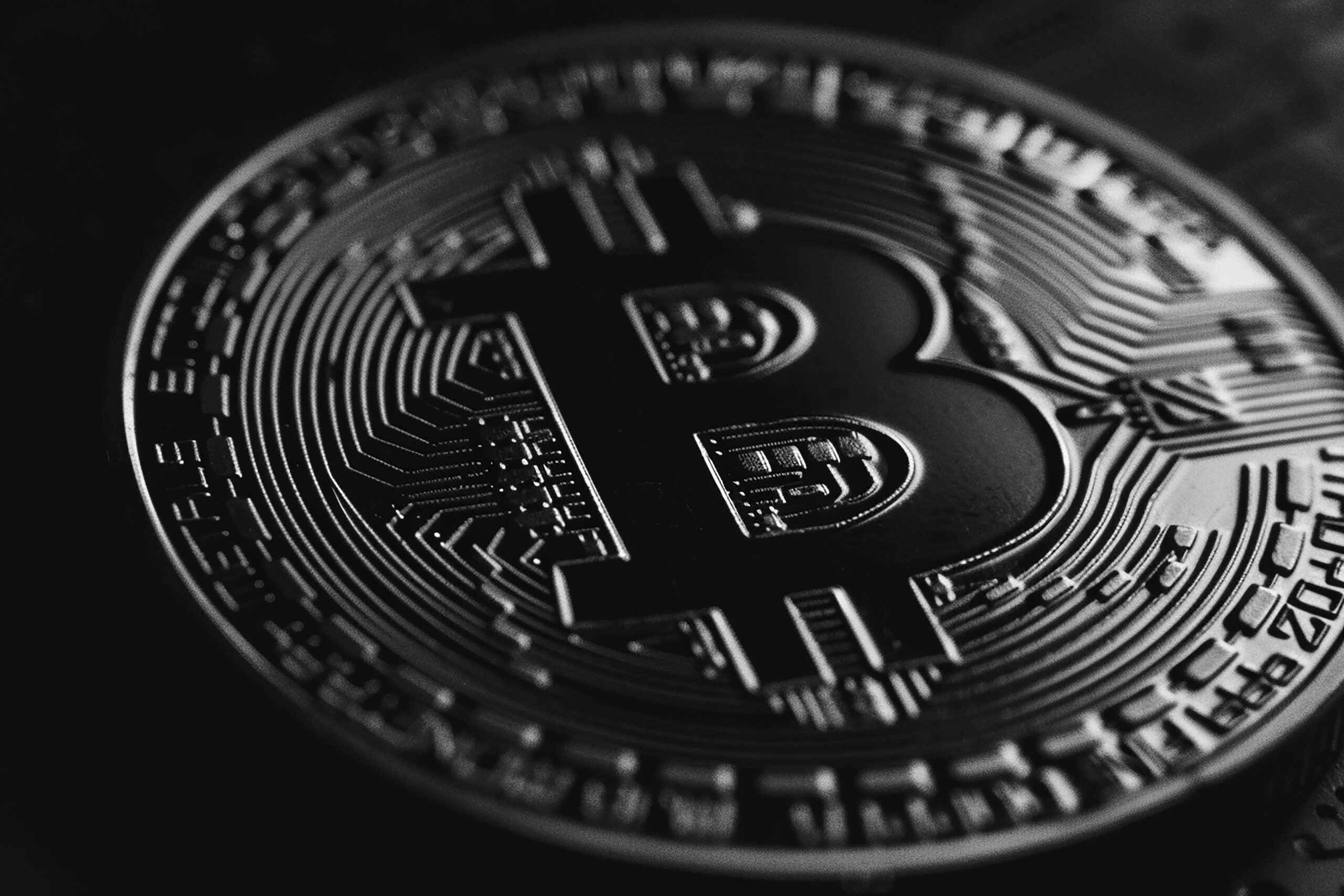 Почему из биткоин-фондов уходят деньги — и к чему это может привести